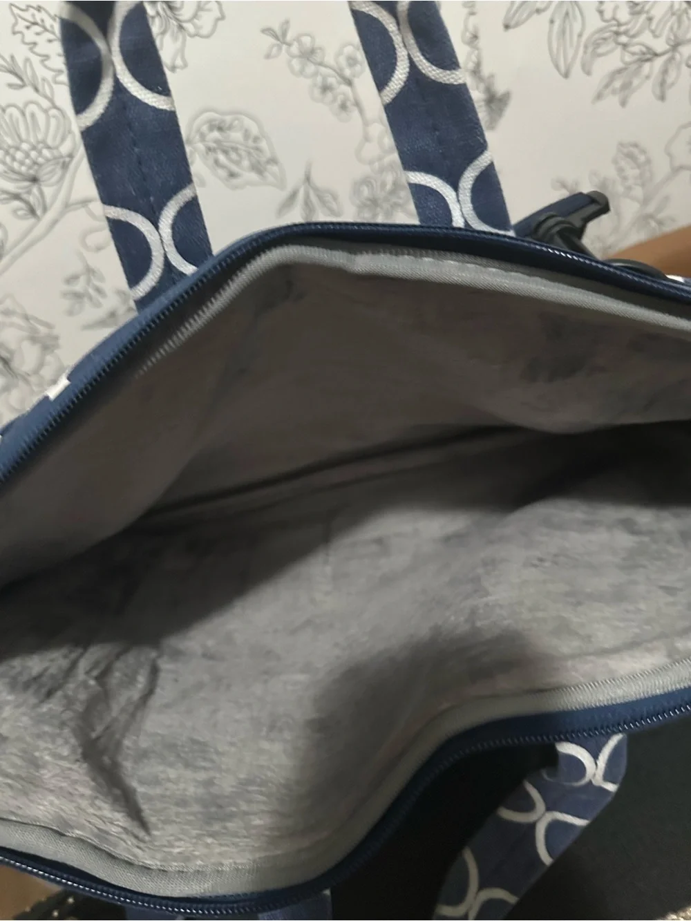Source Unknown Navy and White Lattice Laptop Bag